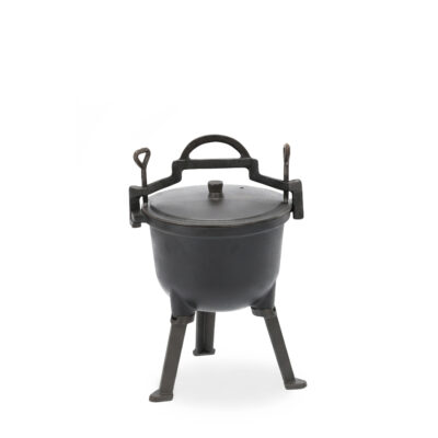 Katiliukas ketaus su kojomis ir dangčiu 5 L BBQ3703